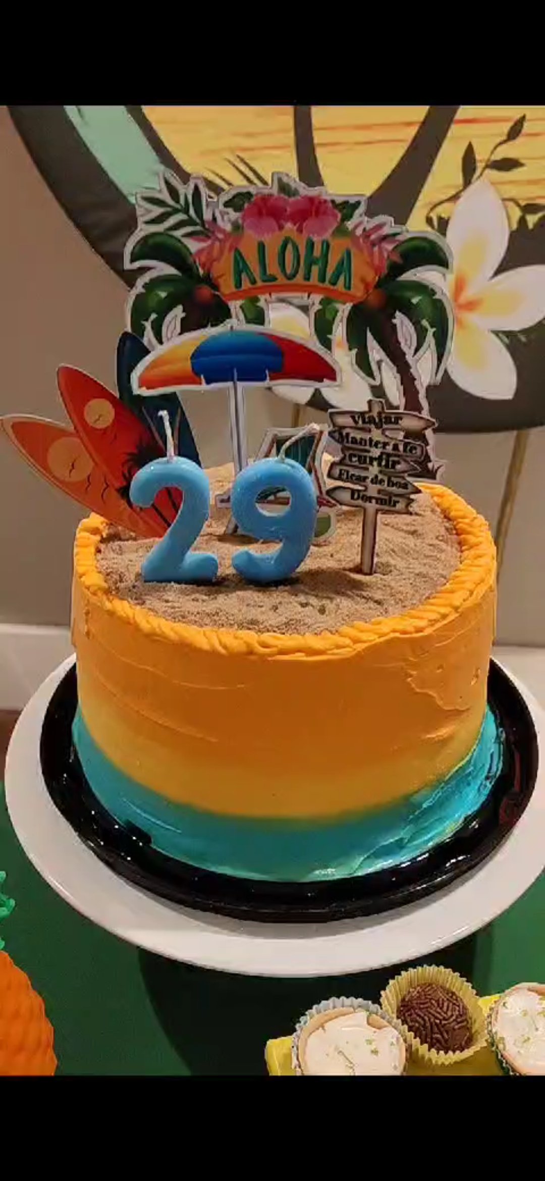 Bolo Personalizado para 30 pessoas